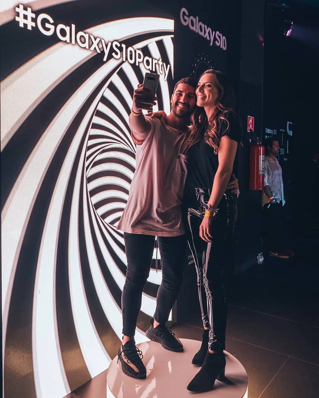 Galaxy S10 Party