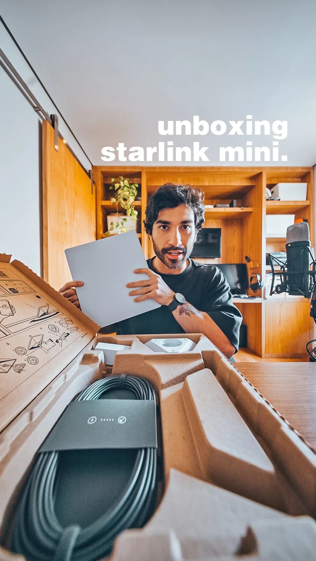 Unboxing da Starlink Mini